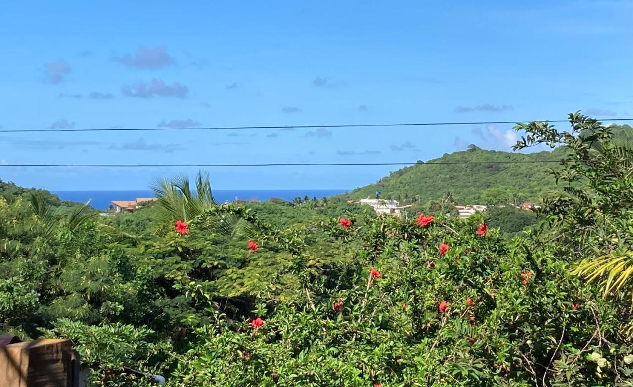 Guest house Flats Baia Dos Porcos 4*