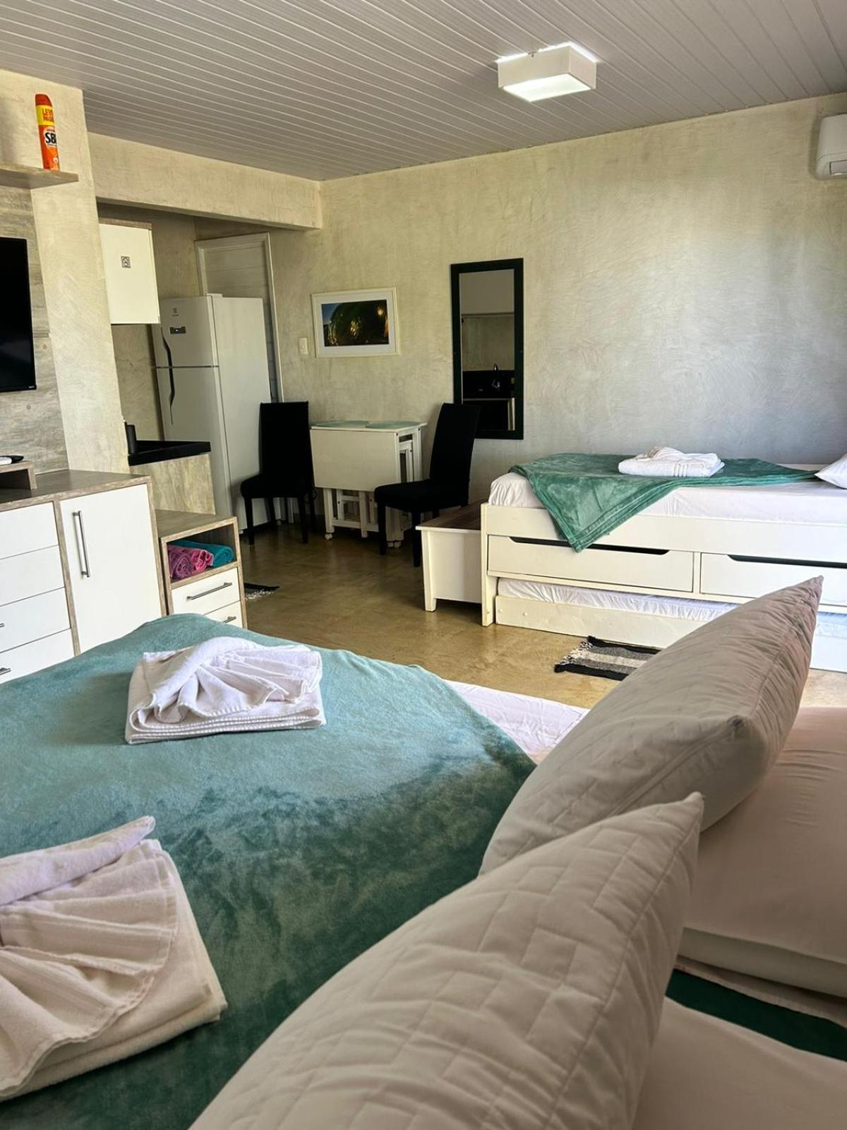 Flats Baia Dos Porcos Guest house 4*