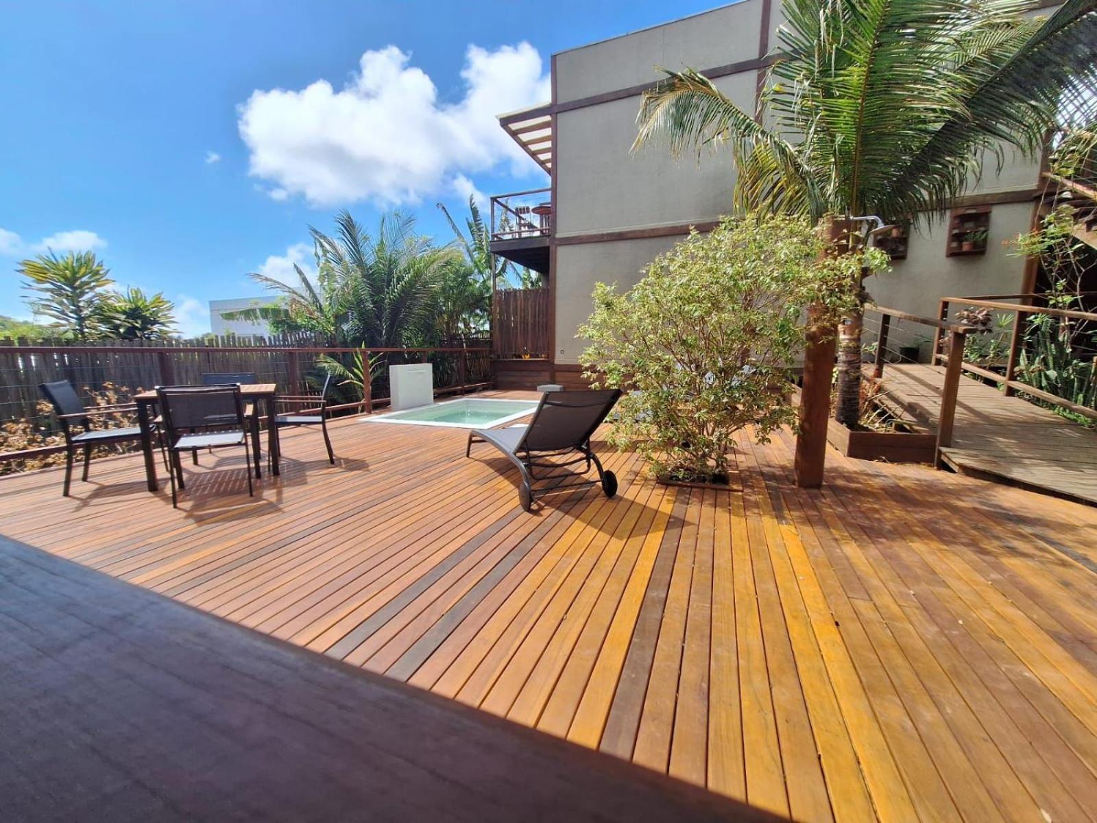 Guest house Flats Baia Dos Porcos 4*